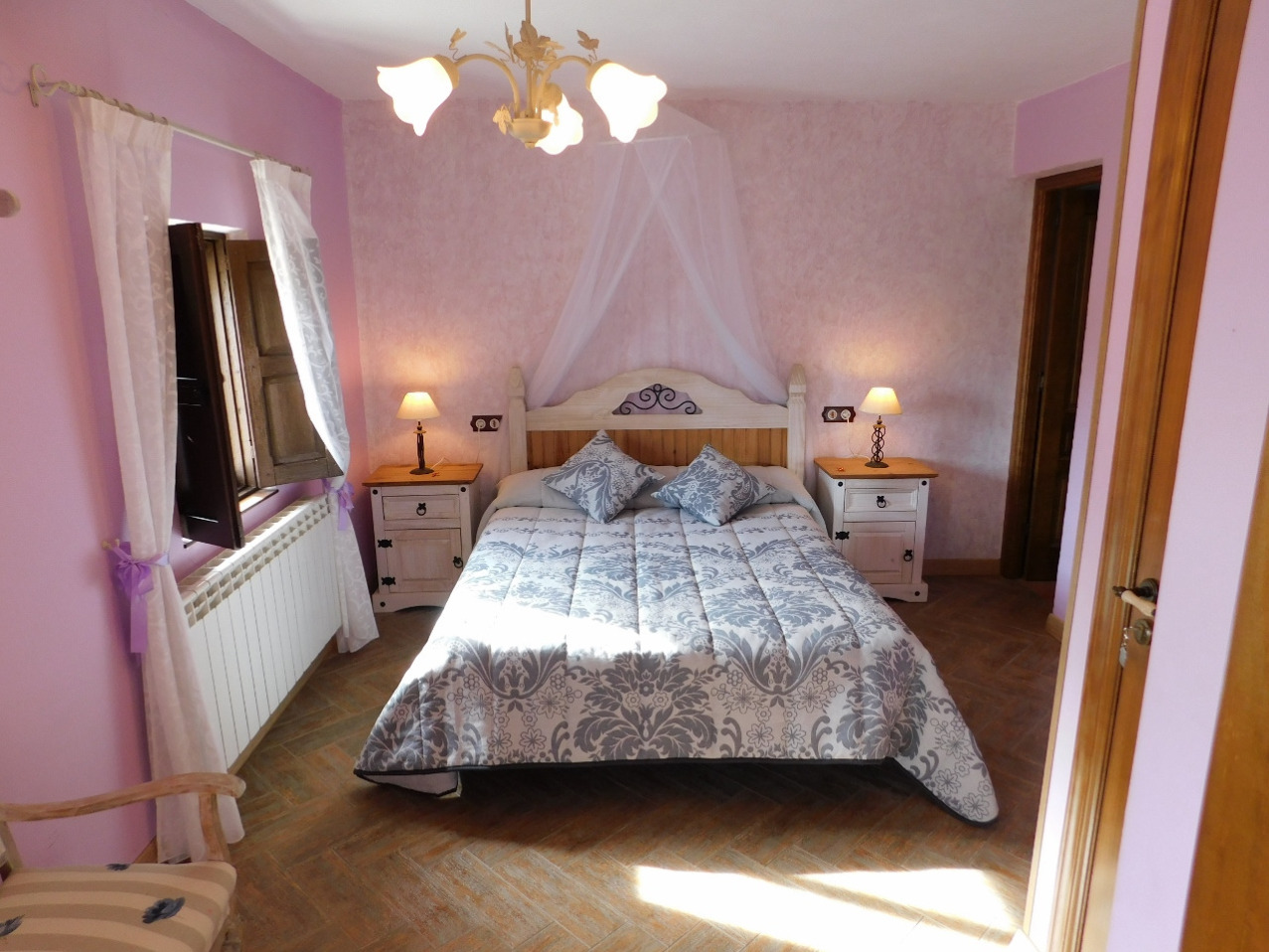 HABITACIÓN LAS VIOLETAS